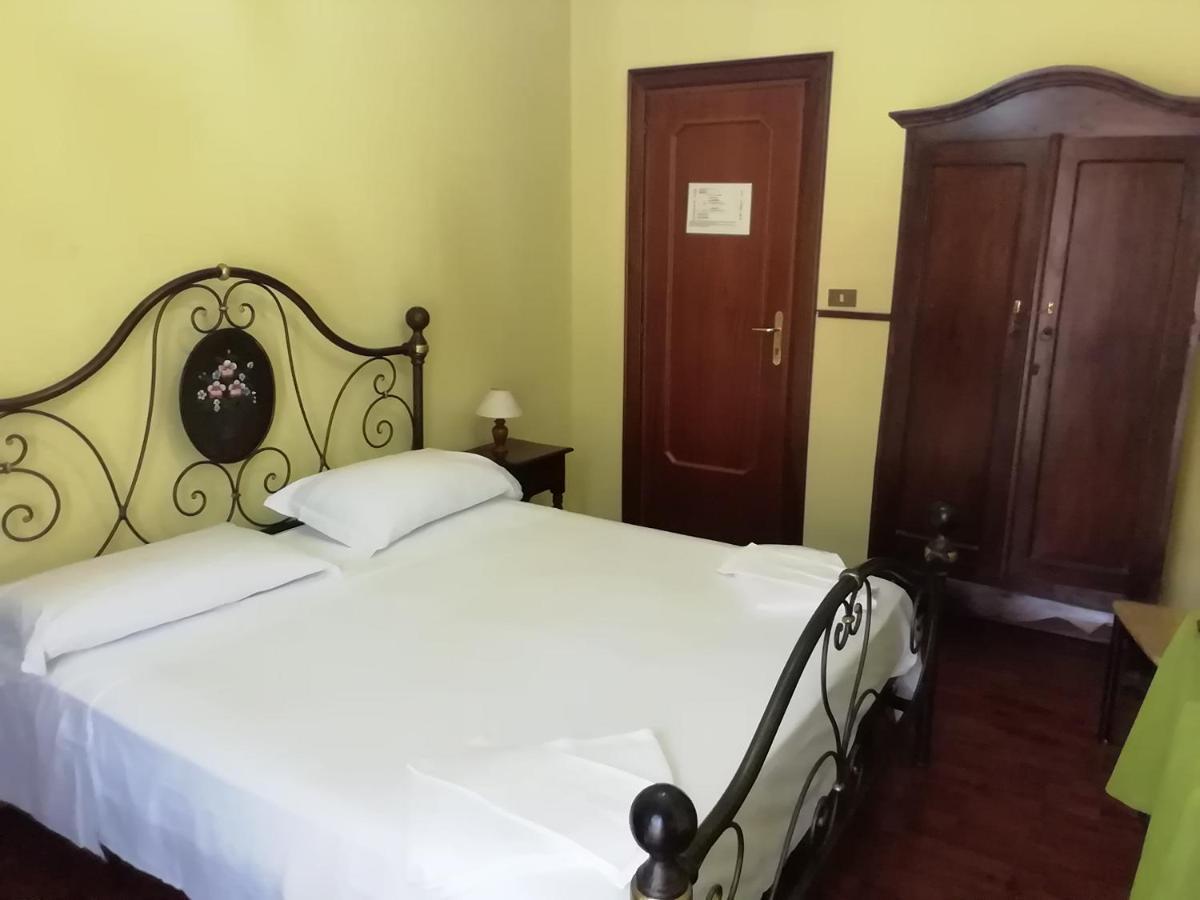 Hotel La Carina Grottaminarda Ngoại thất bức ảnh