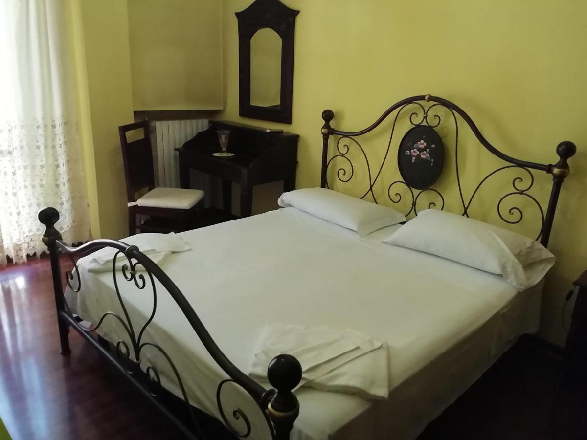 Hotel La Carina Grottaminarda Ngoại thất bức ảnh