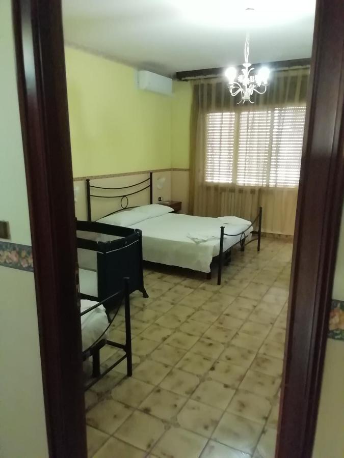 Hotel La Carina Grottaminarda Ngoại thất bức ảnh