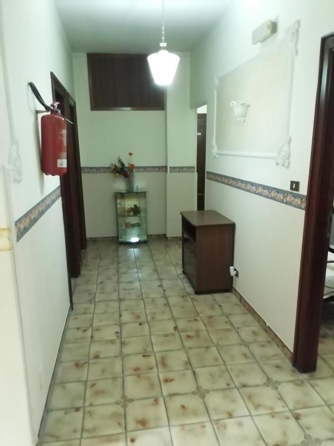 Hotel La Carina Grottaminarda Ngoại thất bức ảnh
